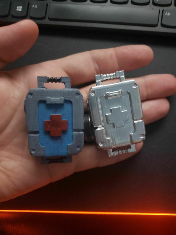 Overwatch health pack keychain (big )