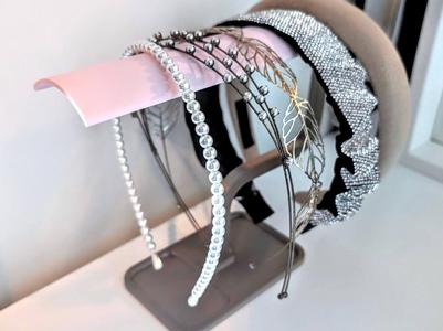 Headband holder / organizer / display stand