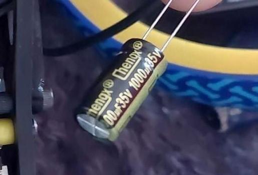 capacitor holder for the Frelon y6 6inch