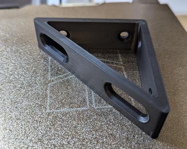 90 degree bracket 82x82x25mm M6