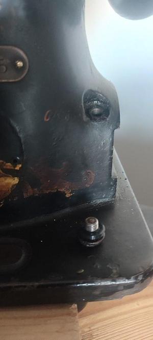 sewing machine singer  seal 31k15