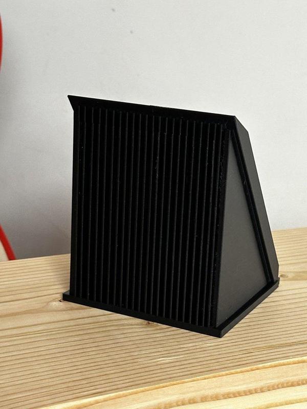 4 inch exterior vent No supports needed