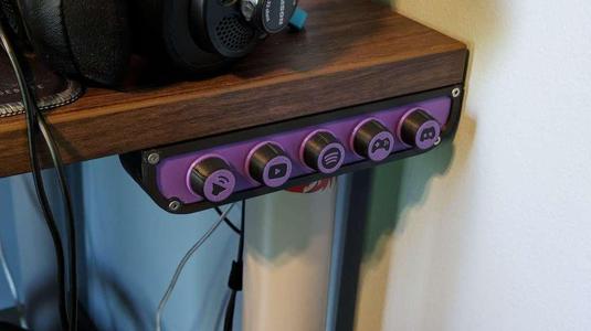 Deej Enclosure | Under Desk