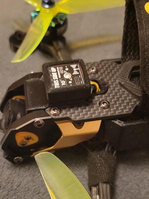 Front mount for GOKU GM10 Mini V3 GPS on a SpeedyBee Mario 5 DC Drone