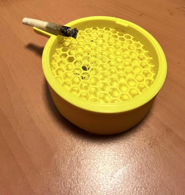 cendrier nid d'abeille