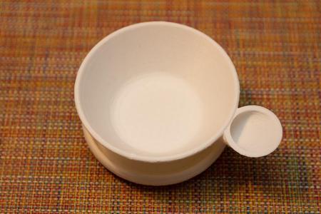 CatBowl with water port to add water easily