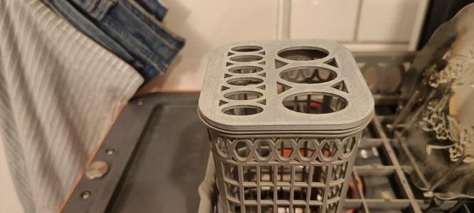 Bob Dishwasher Basket Cover with Larger Holes