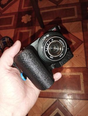 Samsung NX200 grip