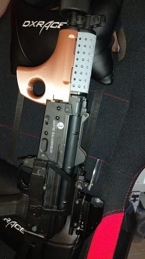 Thumbhole AKS74u Handguard Airsoft (CYMA)
