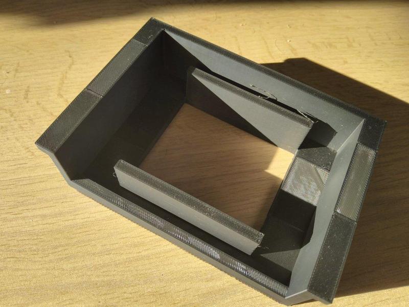 Innovative Marine bracket for Red Sea NanoMat