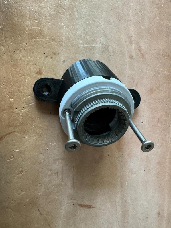 Ubiquiti G4 Pro 30(deg) Mount