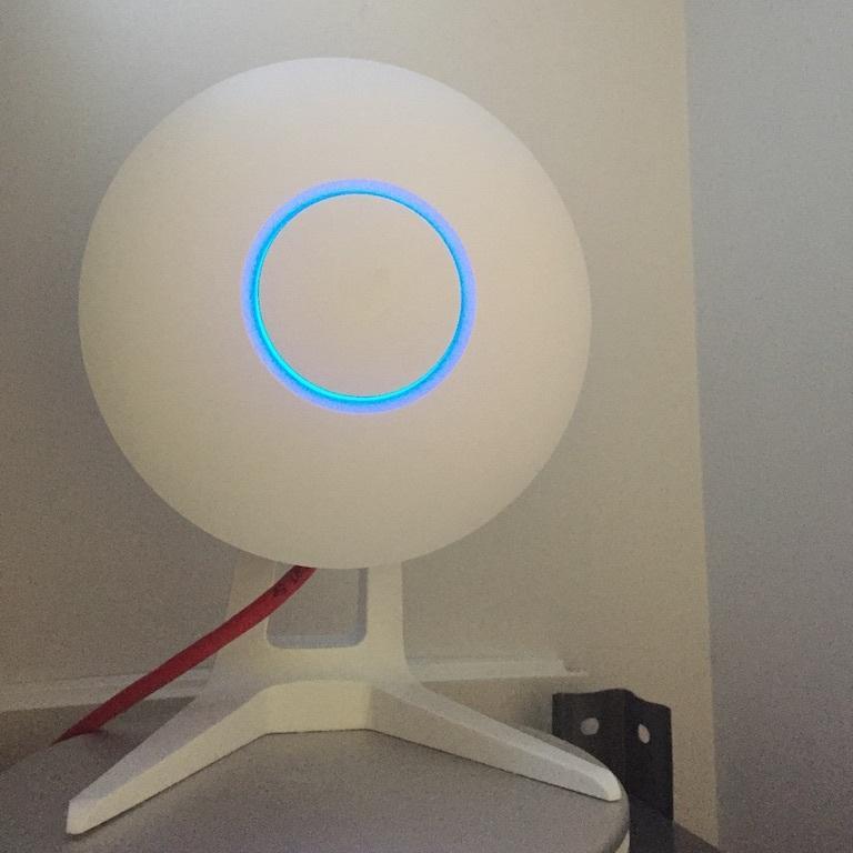 Ubiquiti NanoHD Stand
