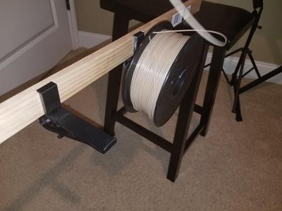 Non-Interference Spool Holder Clamp