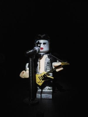 LEGO GIANT MASTER OF ROCK KISS STARCHILD VOICE AND GUITAR