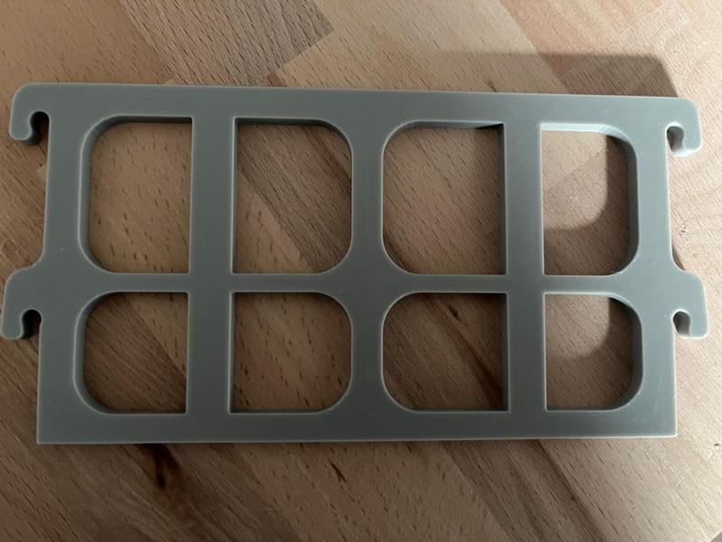 Fendt Caravan Medicine Cabinet Divider