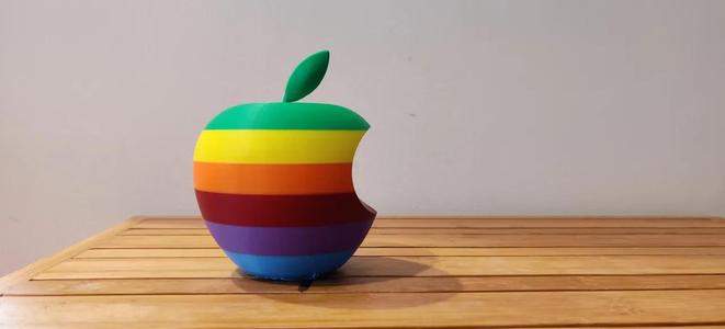 Apple Classic Rainbow Logo 3D   