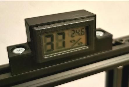 Housing for RLM567 panel mounted thermometer / hygrometer 