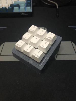 Nine-Key Pico-Powered Macro Pad