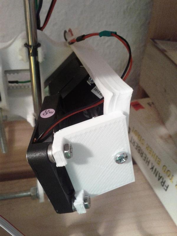 Huxley Cooling Fan Mount Bracket