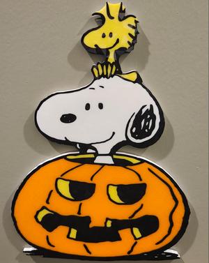 WoodStock/Snoopy in a Pumpkin Decor
