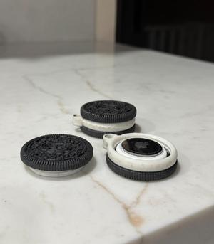 Double Stuf Cookie AirTag Case