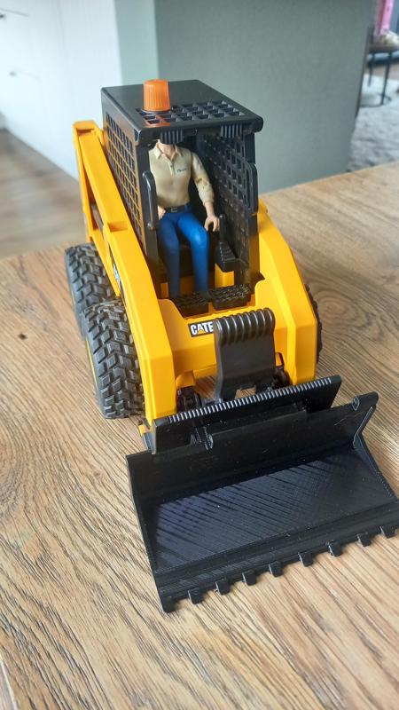 bruder skid steer toothed grading bucket