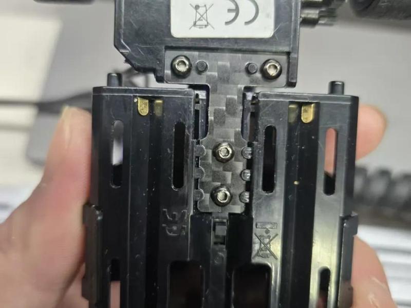 MINI Rear-Wheel-Drive Twisting Plate 0.8mm Thick