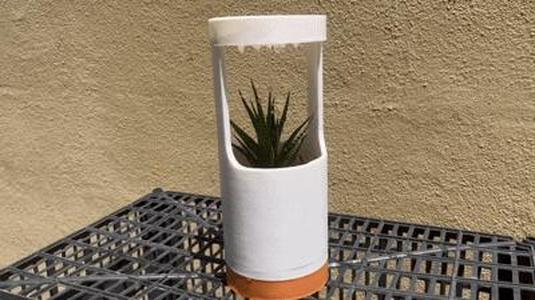 RAIN EFFECT PLANTER