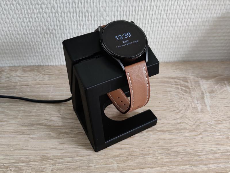 Samsung Galaxy Watch 4 charger holder