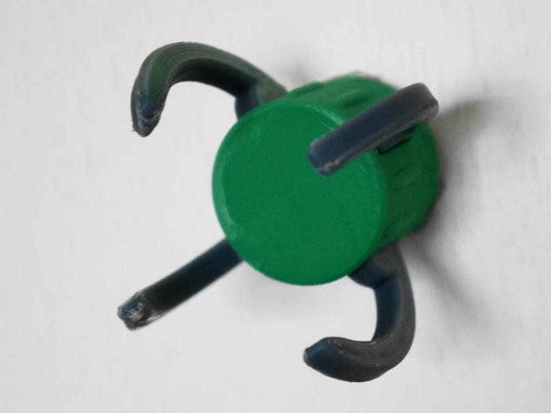Twist Claw