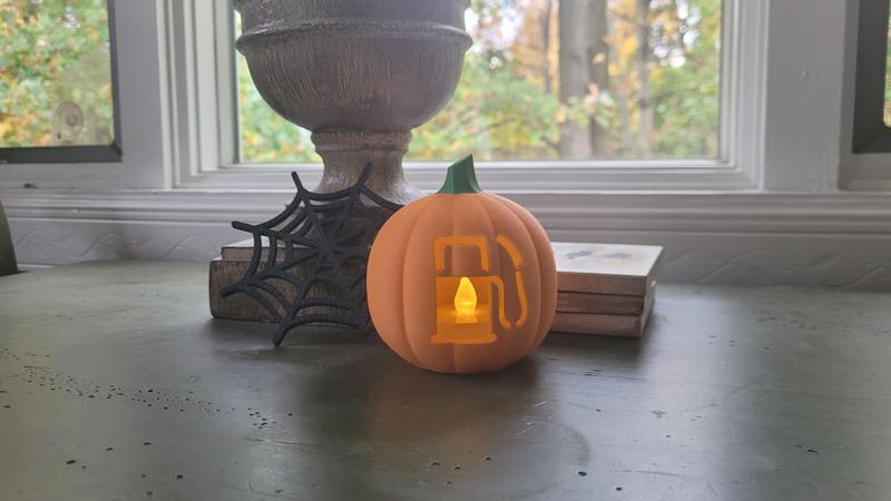 Gas Light "SCARIEST PUMPKINS EVER" COLLECTION MUILT-COLOR 3 OF 8