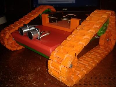 Simple Caterpillar Robot for standard servos