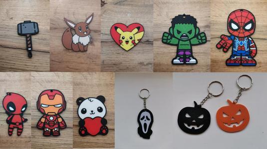 Multi-theme multicolor keychain pack (6)