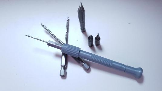 Hand drill