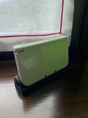 New 3DS XL Stand 