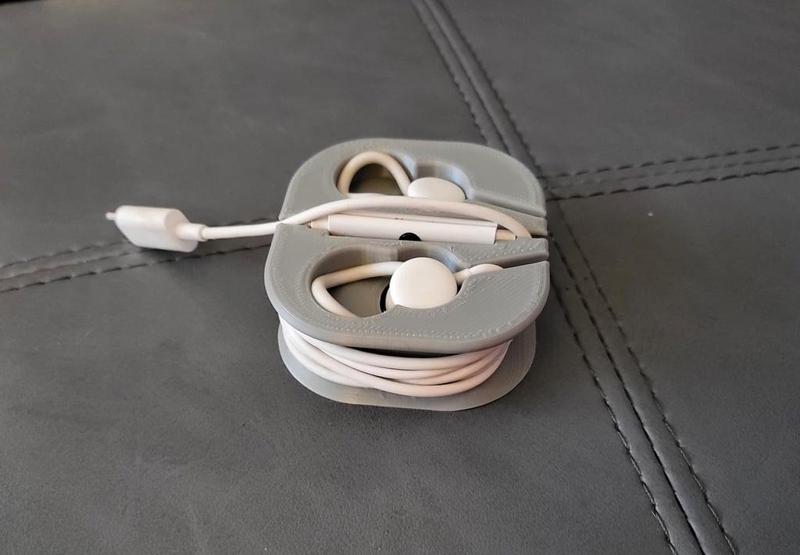 Pixel 3 Earbuds Holder