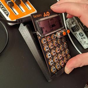 Pocket Operator Gig Stand