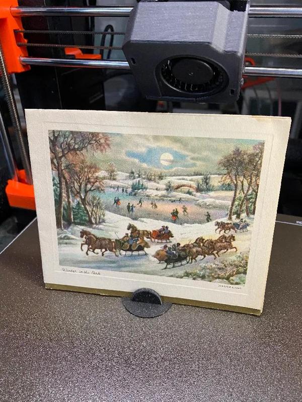 Simple Holiday Card Stand   