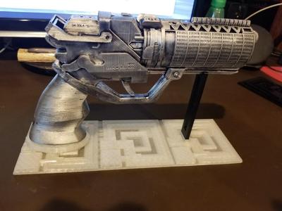 K's gun stand - one piece
