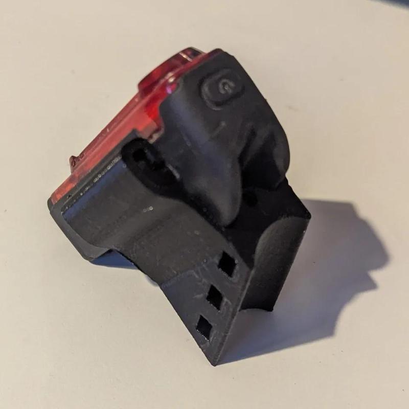 Lezyne strip 150 rear light mount   