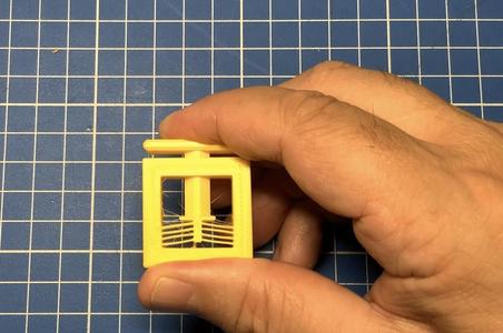 clicking fidget print in place