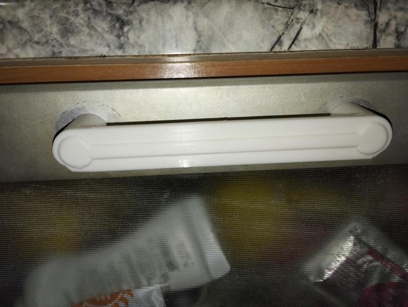 Drawer handle / Puxador de gaveta /  Manija del cajón