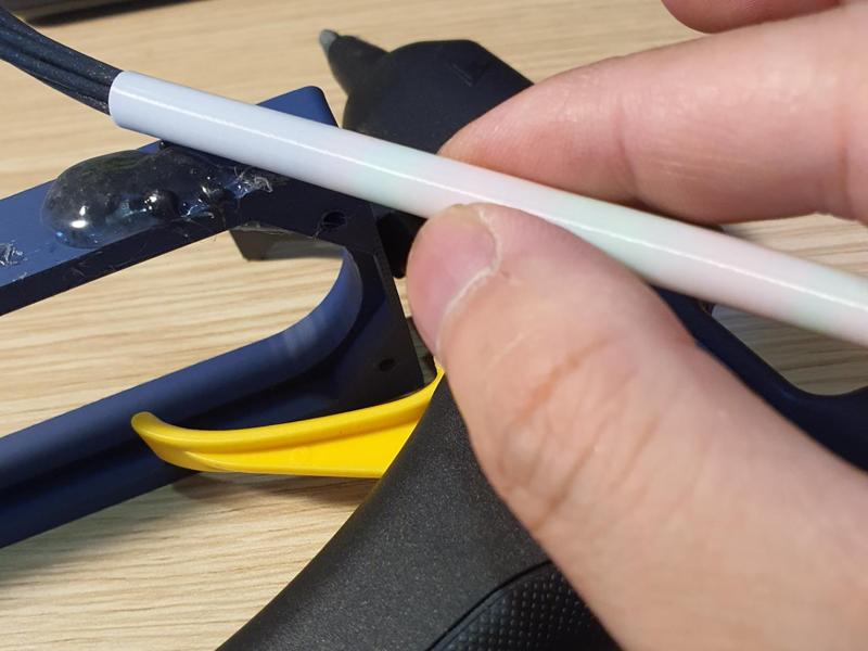 Recycling PLA Broken , Poop into 7mm Glue Sticks