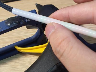 Recycling PLA Broken , Poop into 7mm Glue Sticks