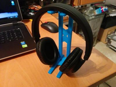 Headphone rest