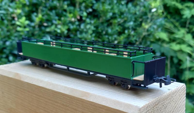 H0e / OO-9 Saxonian panorama passenger coach