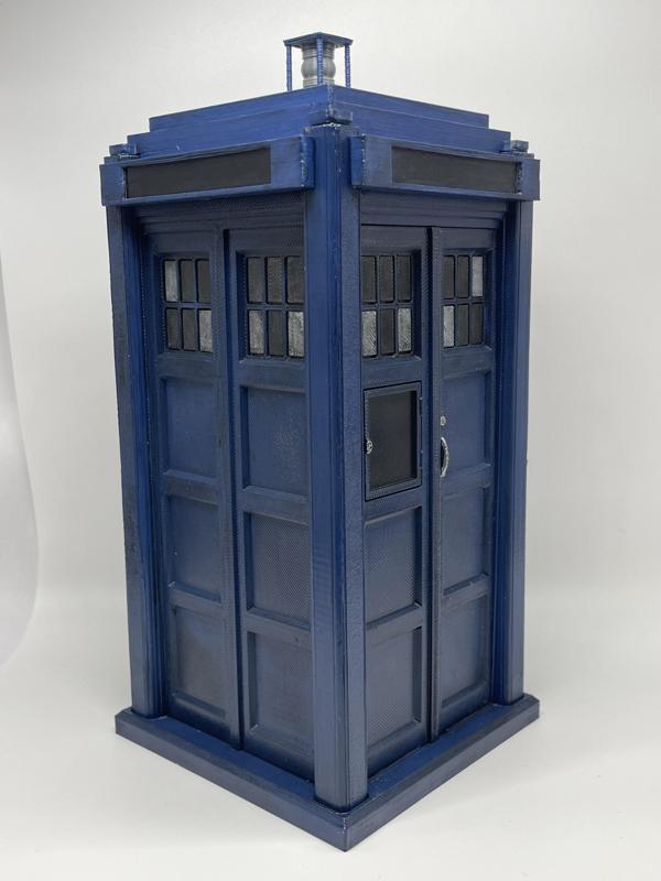 Doctor Who - Richard Hudolin TARDIS in 5.5" Scale