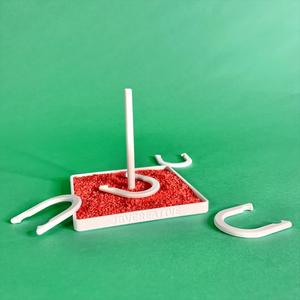 The Desktop Horseshoes Game