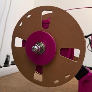 Anti-Vibration Spool Holder