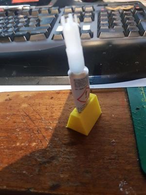 Superglue stand Sekundenkleber Ständer
